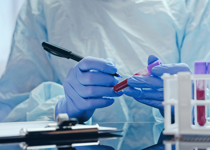 Laboratory work and blood tests